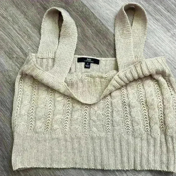 Beige Knitted Crop Tank top - Picture 5 of 7